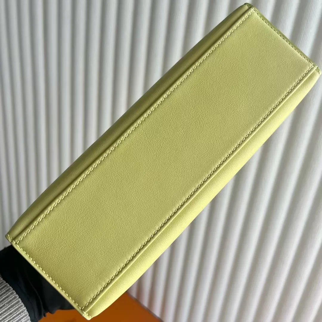 Kelly Pochette 22