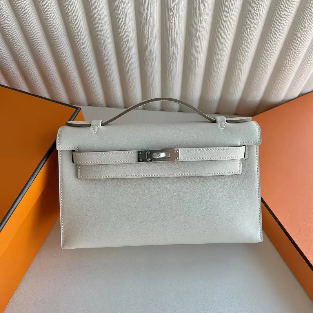 Kelly Pochette 22