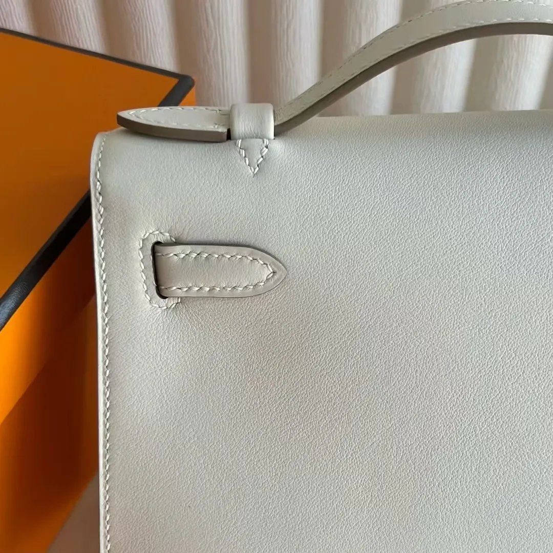 Kelly Pochette 22