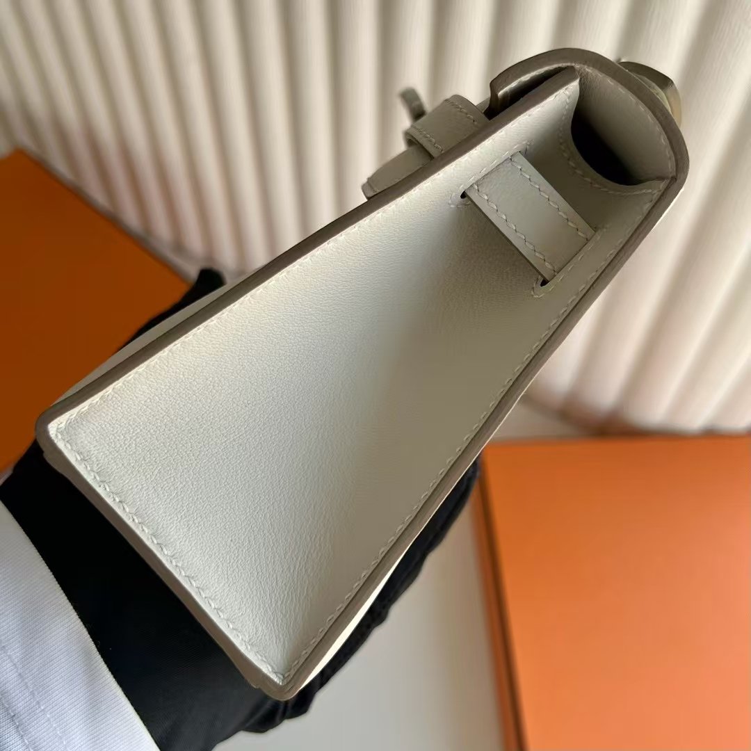 Kelly Pochette 22