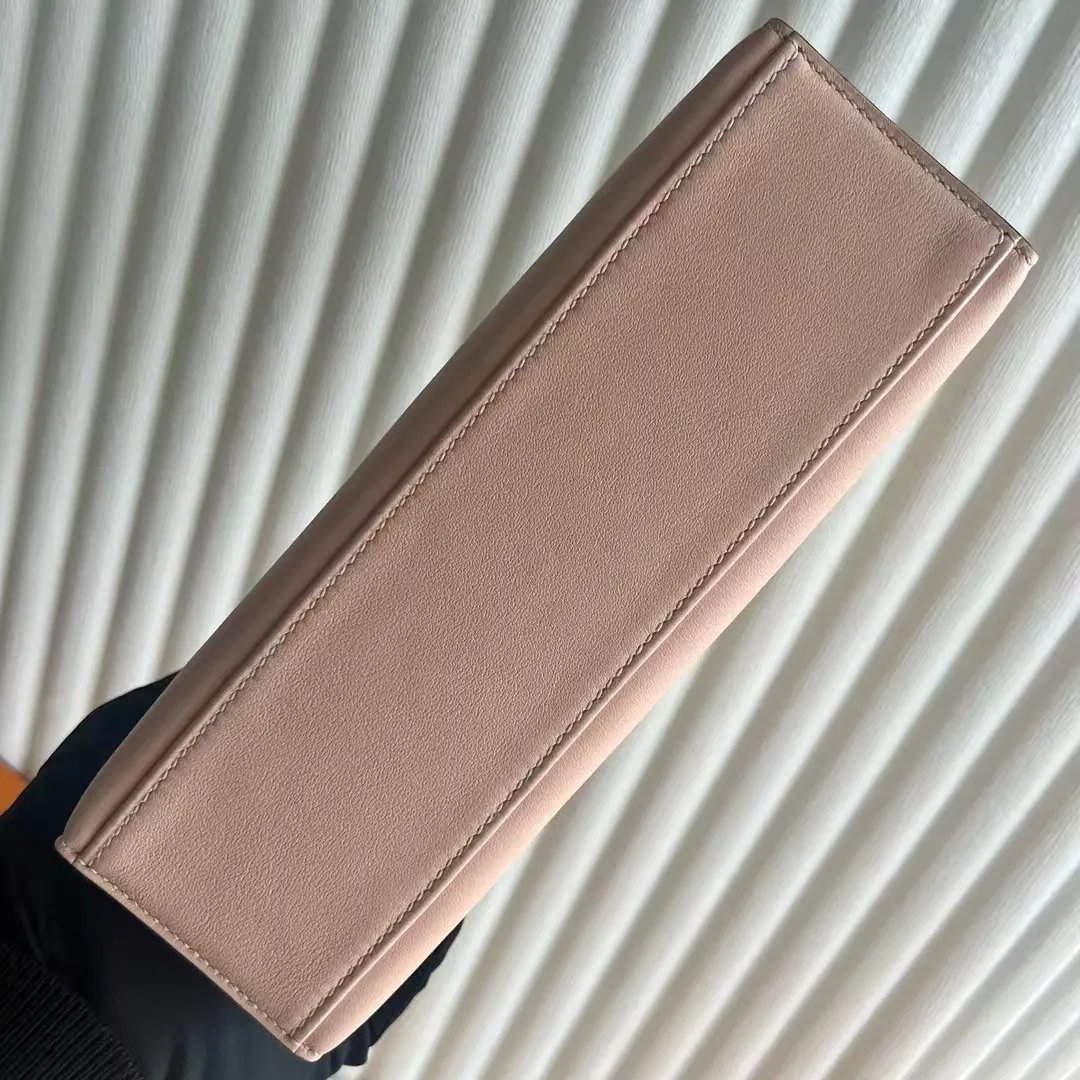 Kelly Pochette 22