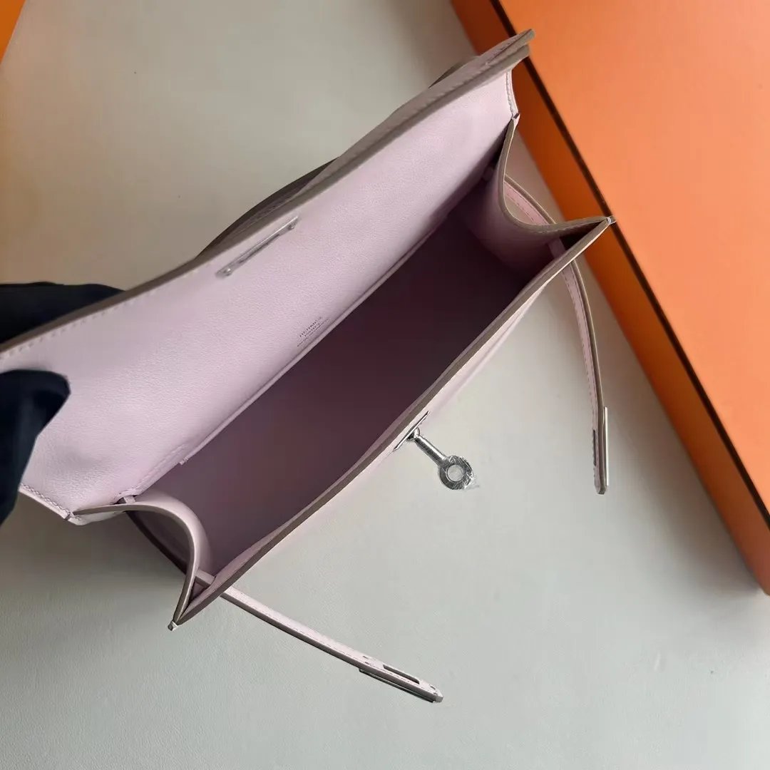 Kelly Pochette 22