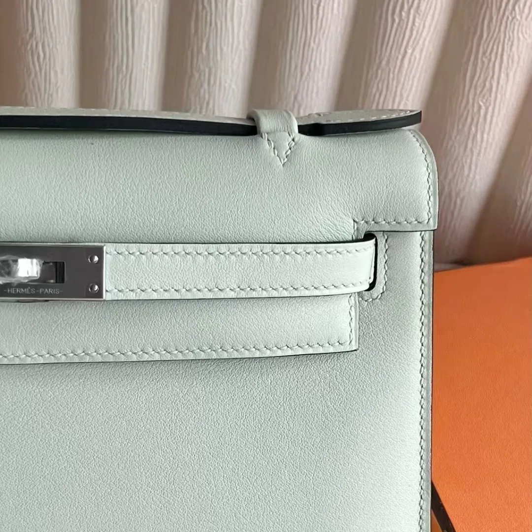 Kelly Pochette 22