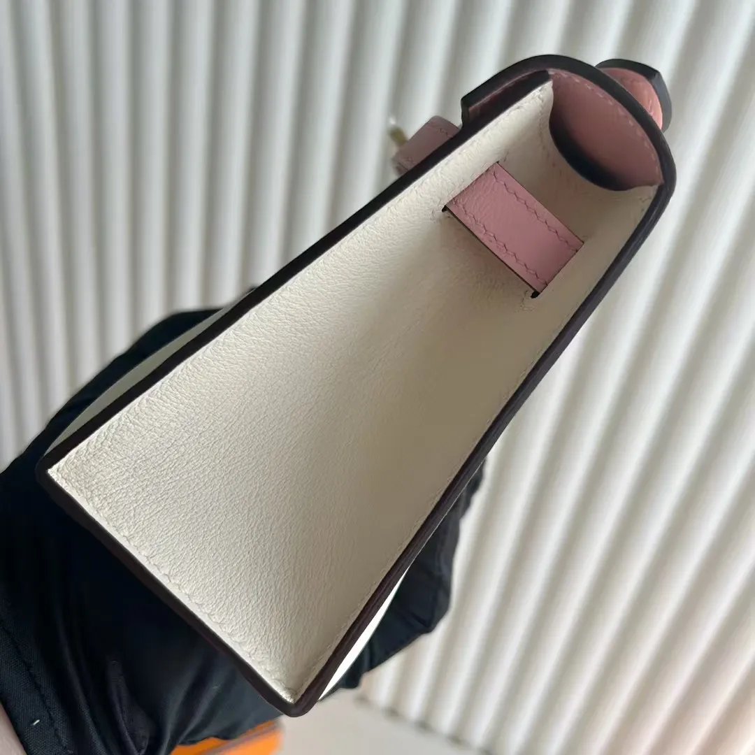 Kelly Pochette 22