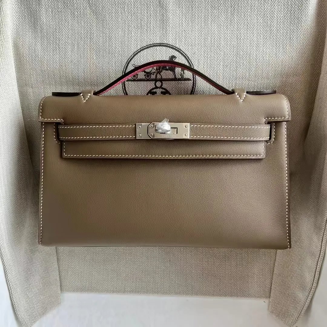 Kelly Pochette 22