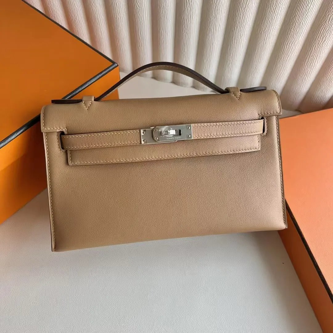 Kelly Pochette 22