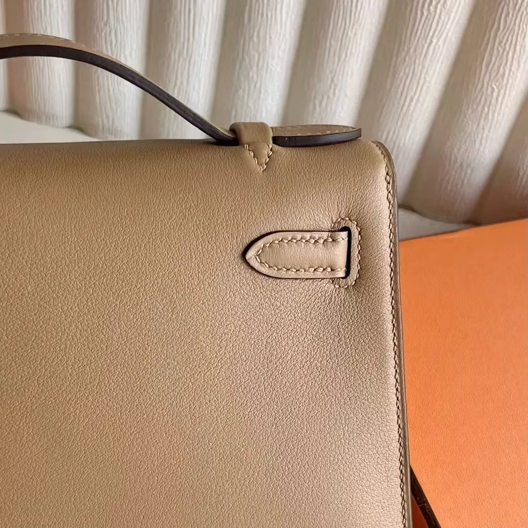 Kelly Pochette 22