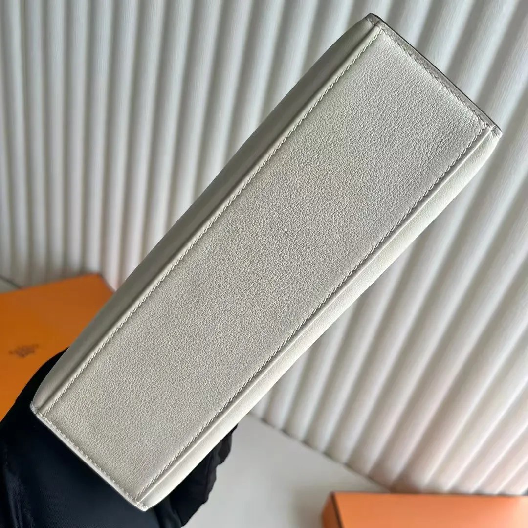 Kelly Pochette 22