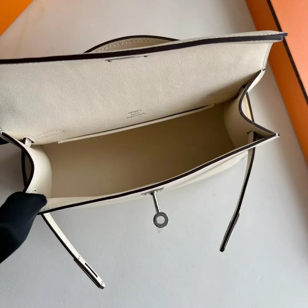 Kelly Pochette 22