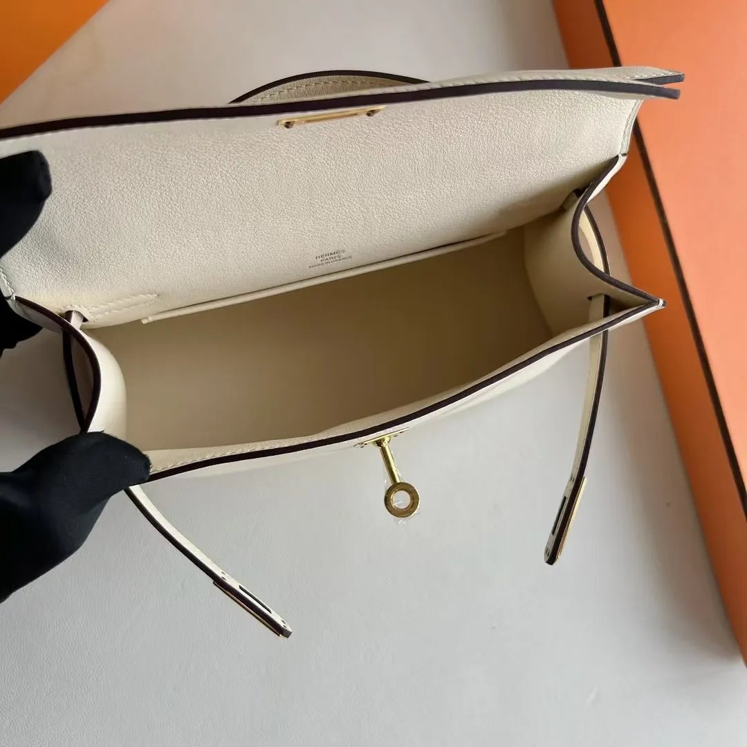 Kelly Pochette 22