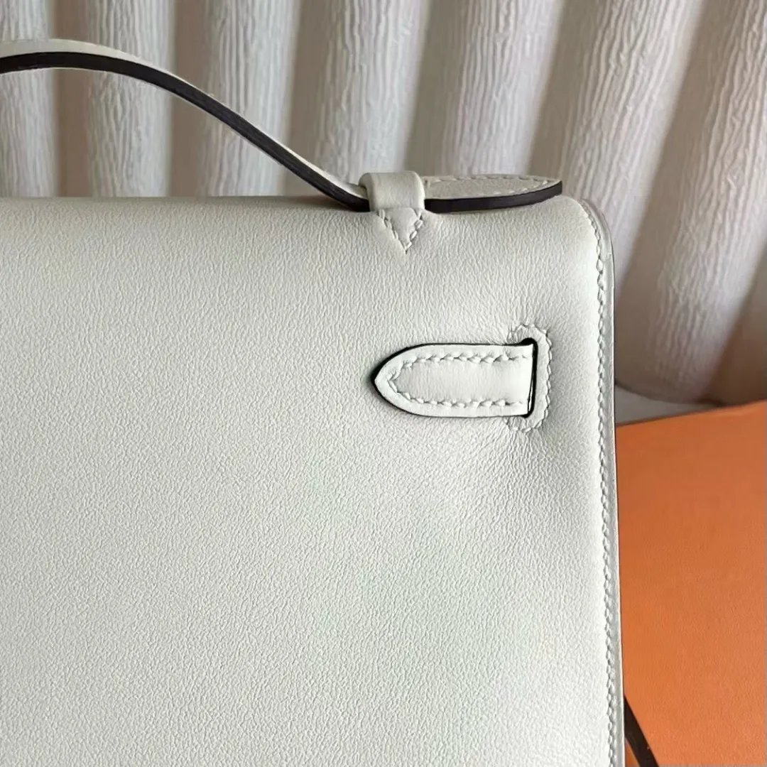Kelly Pochette 22
