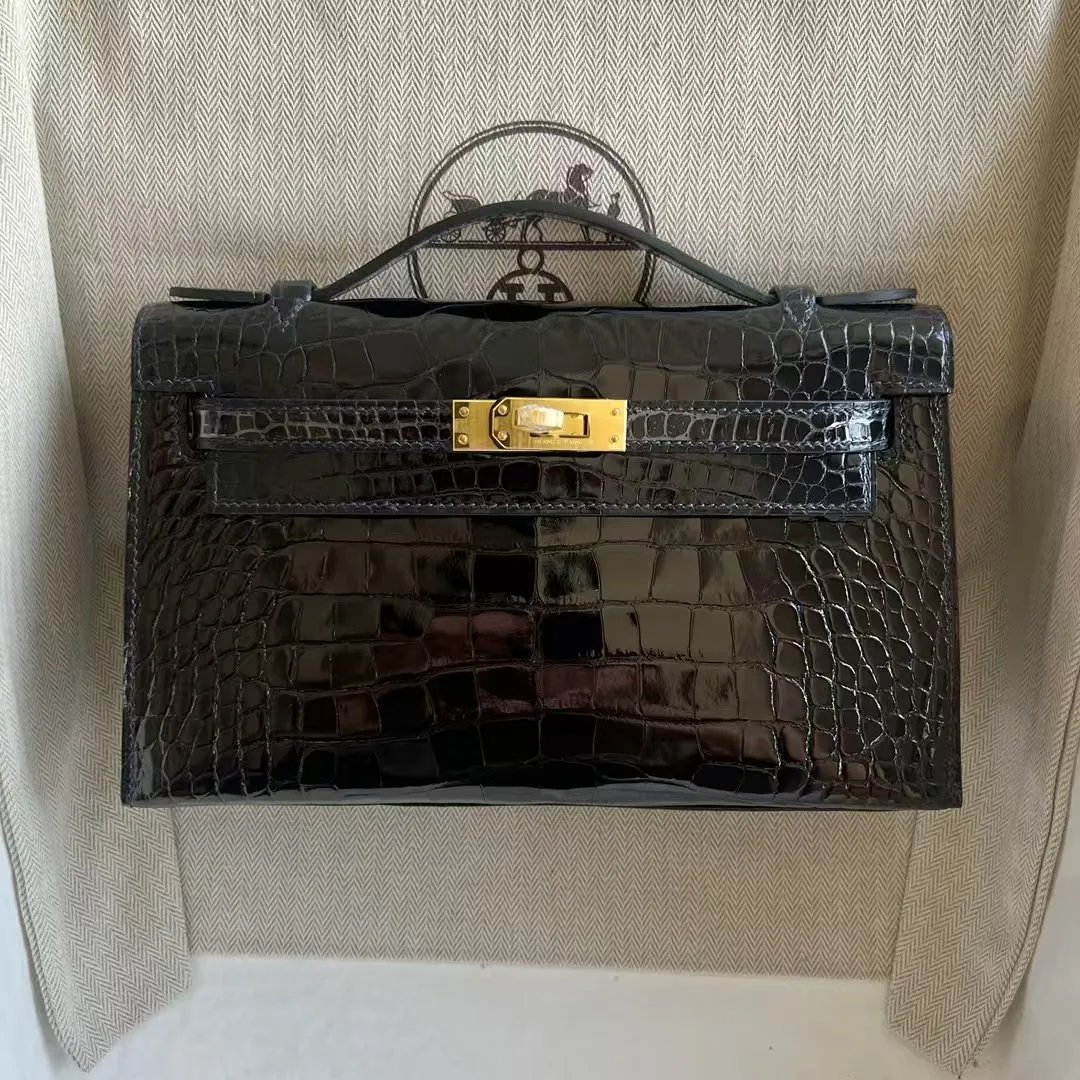 Kelly Pochette 22
