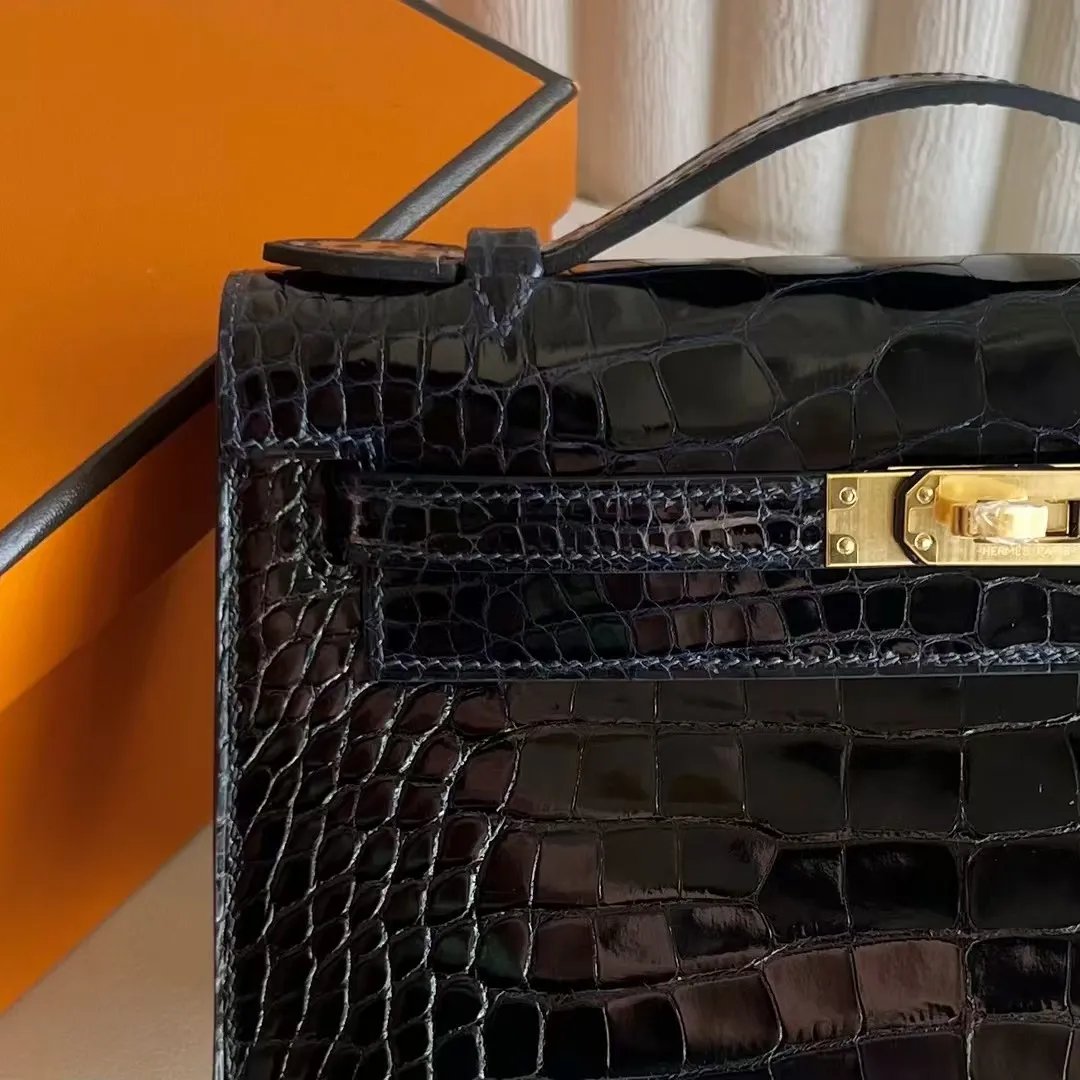 Kelly Pochette 22