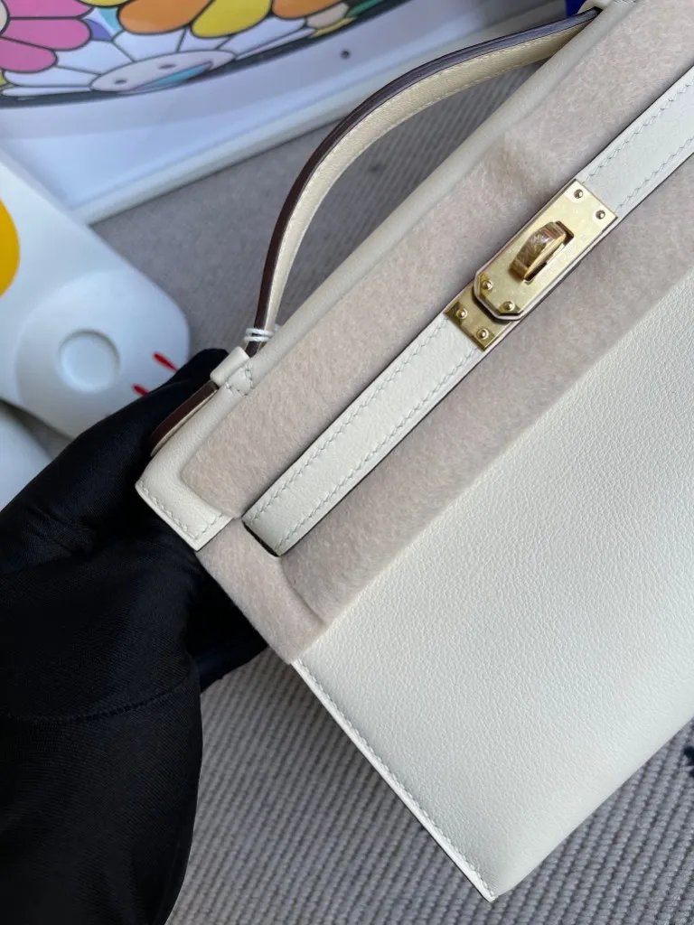 Kelly Pochette 22