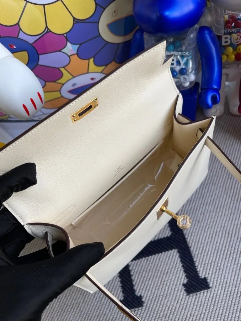 Kelly Pochette 22
