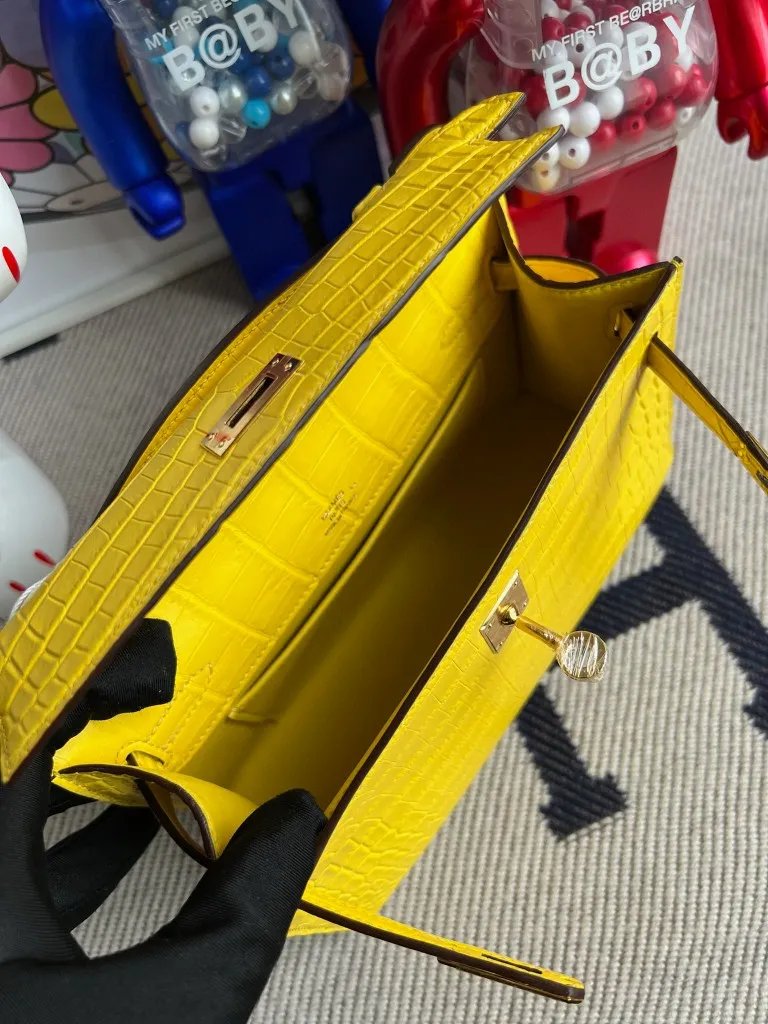 Kelly Pochette 22