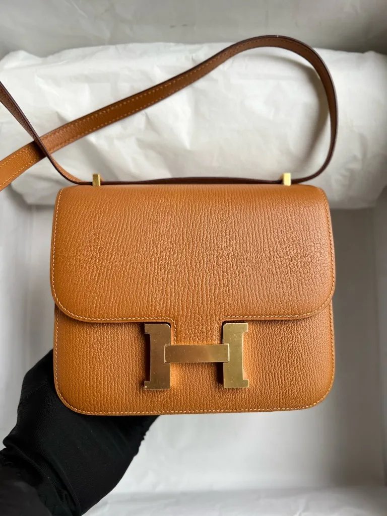 Constance 18