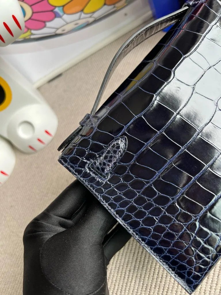 Kelly Pochette