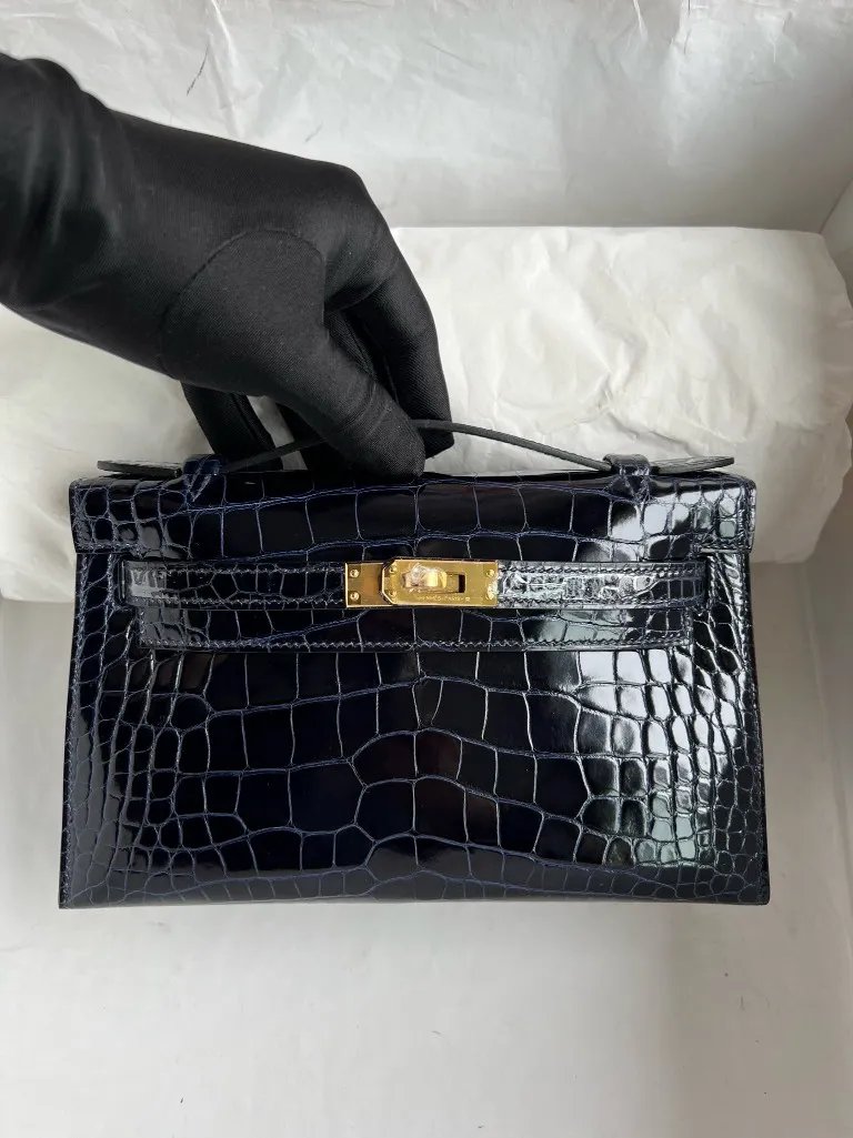 Kelly Pochette