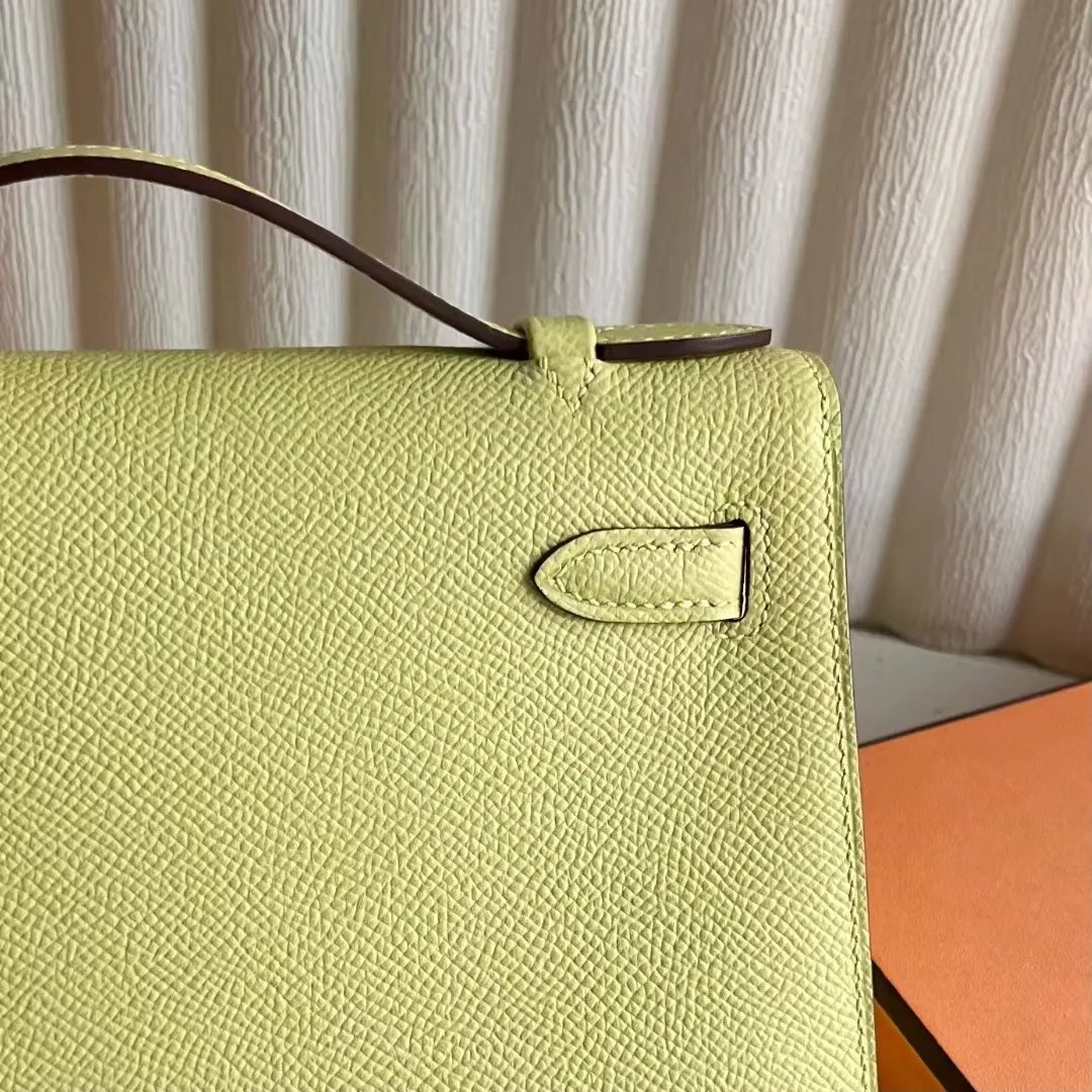 Kelly Pochette 22