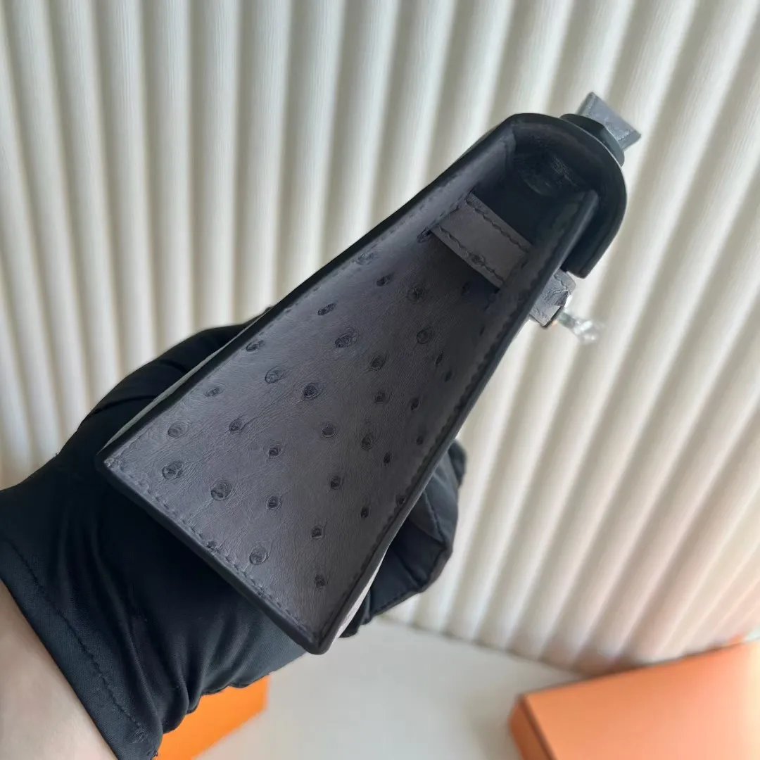 Kelly Pochette 22