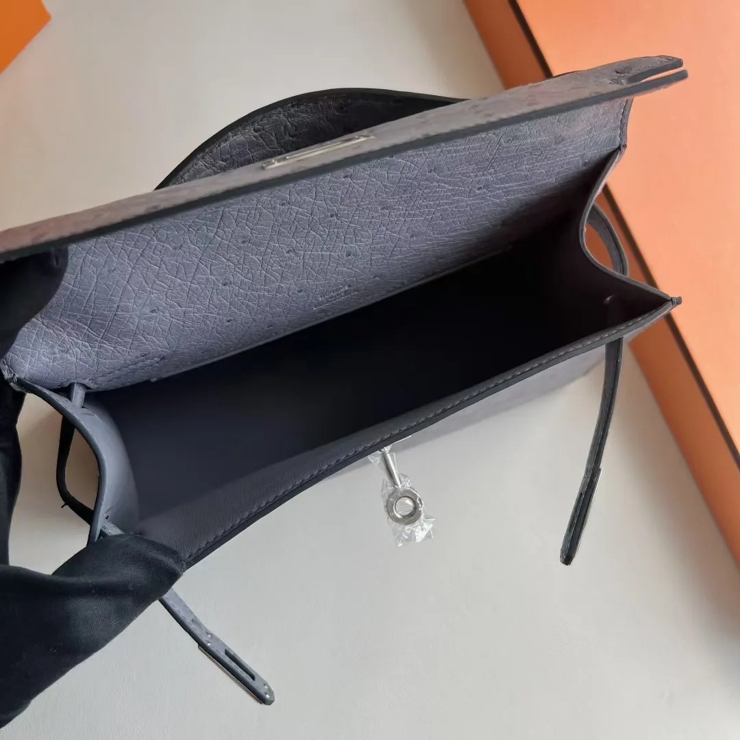 Kelly Pochette 22