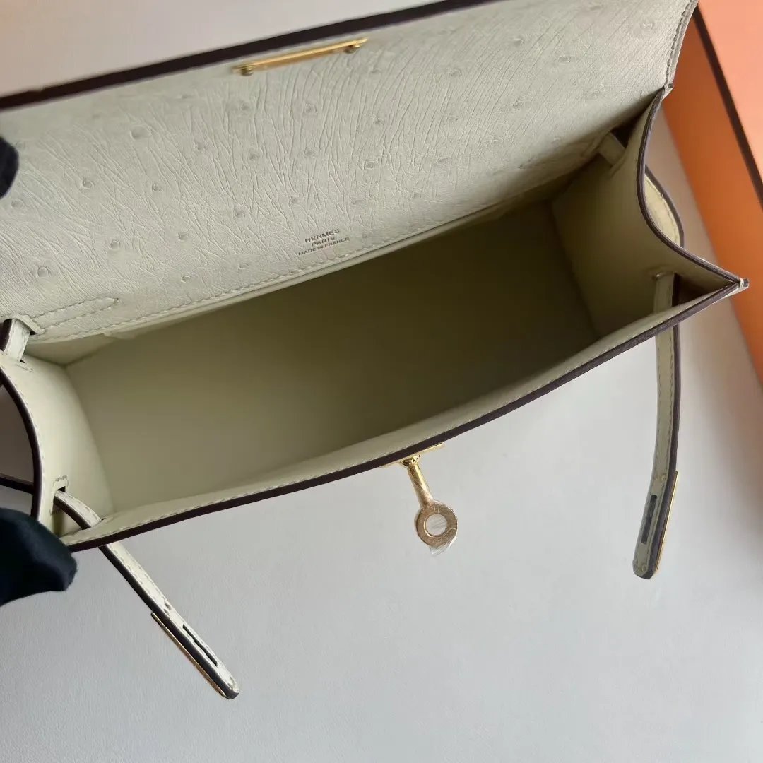 Kelly Pochette 22