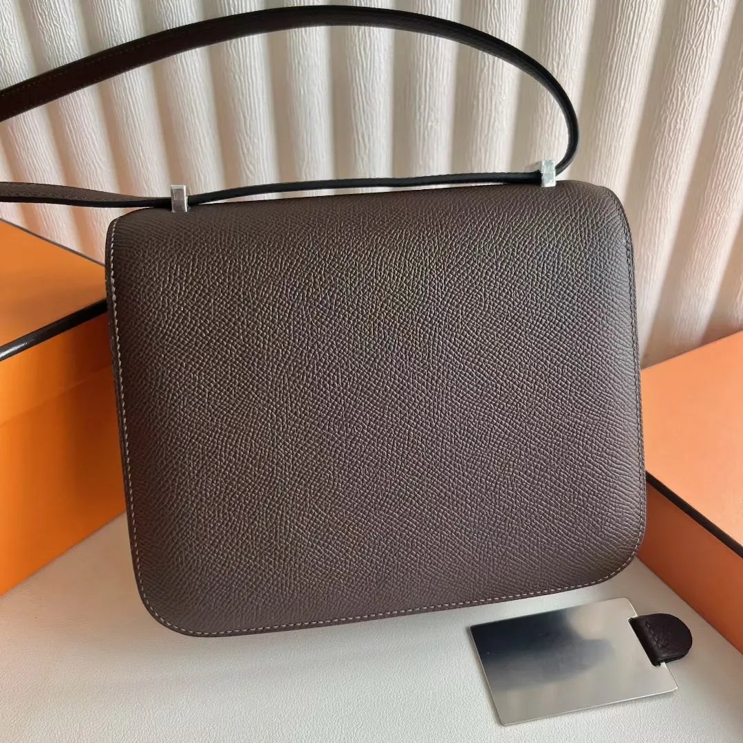 Constance 18