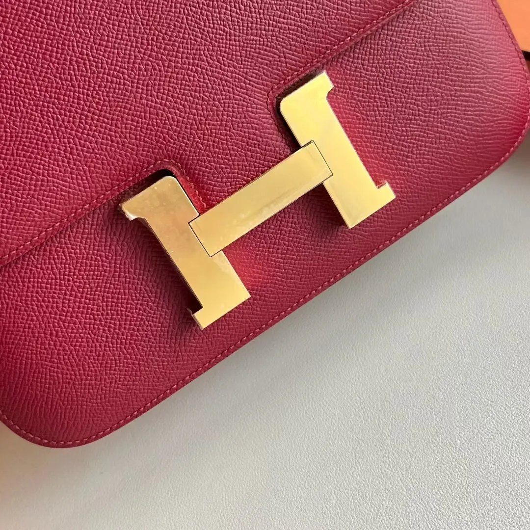 Constance 24