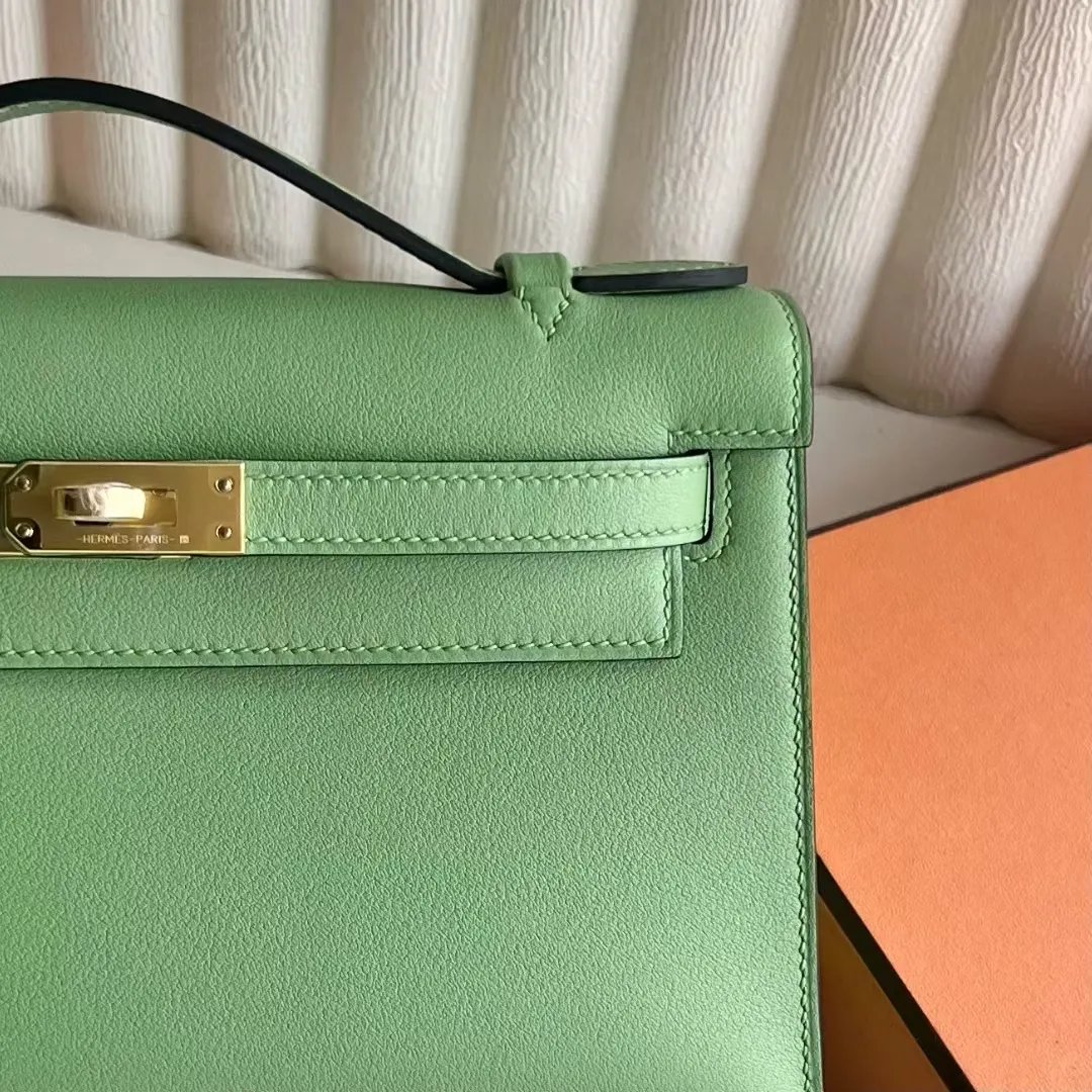 Kelly Pochette 22