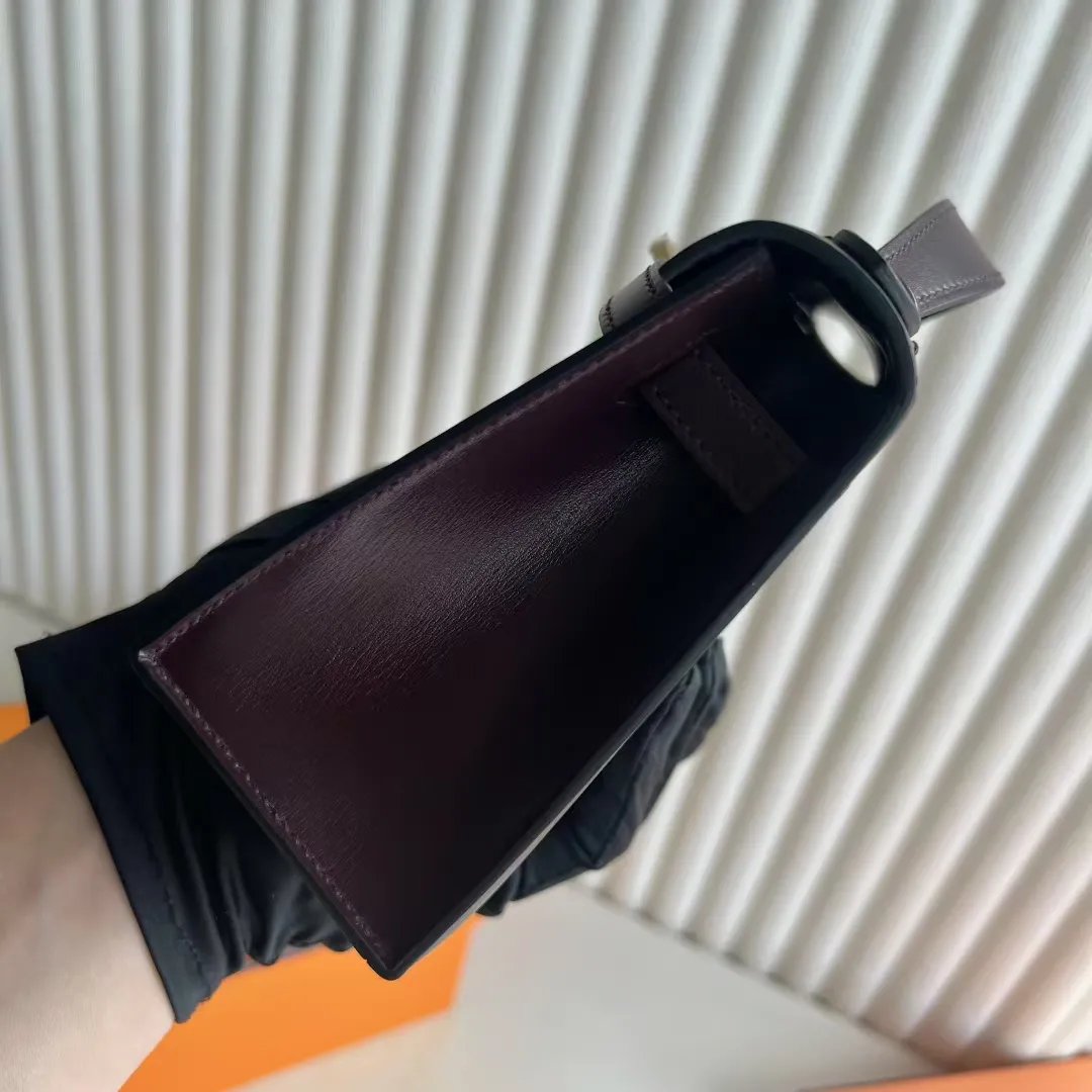 Kelly Pochette 22