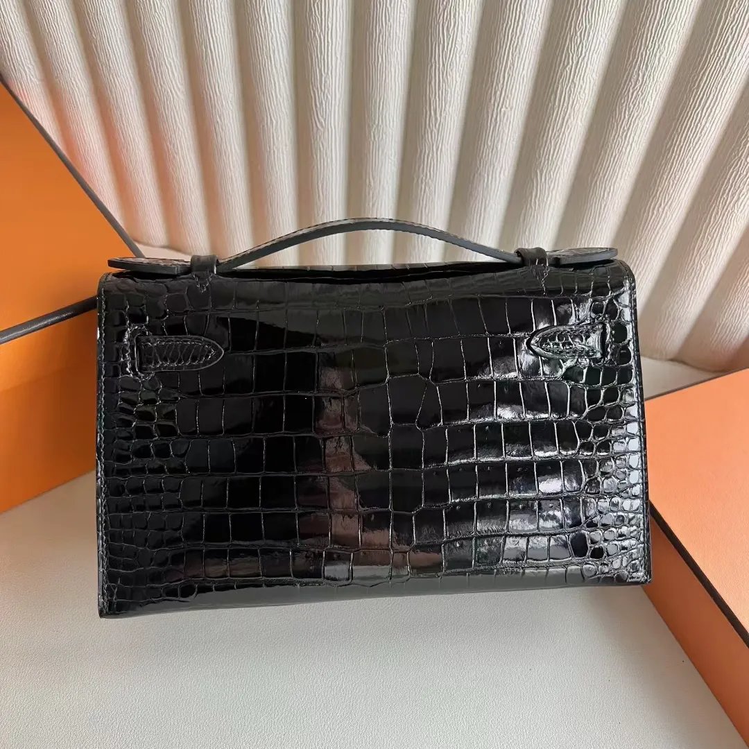 Kelly Pochette 22