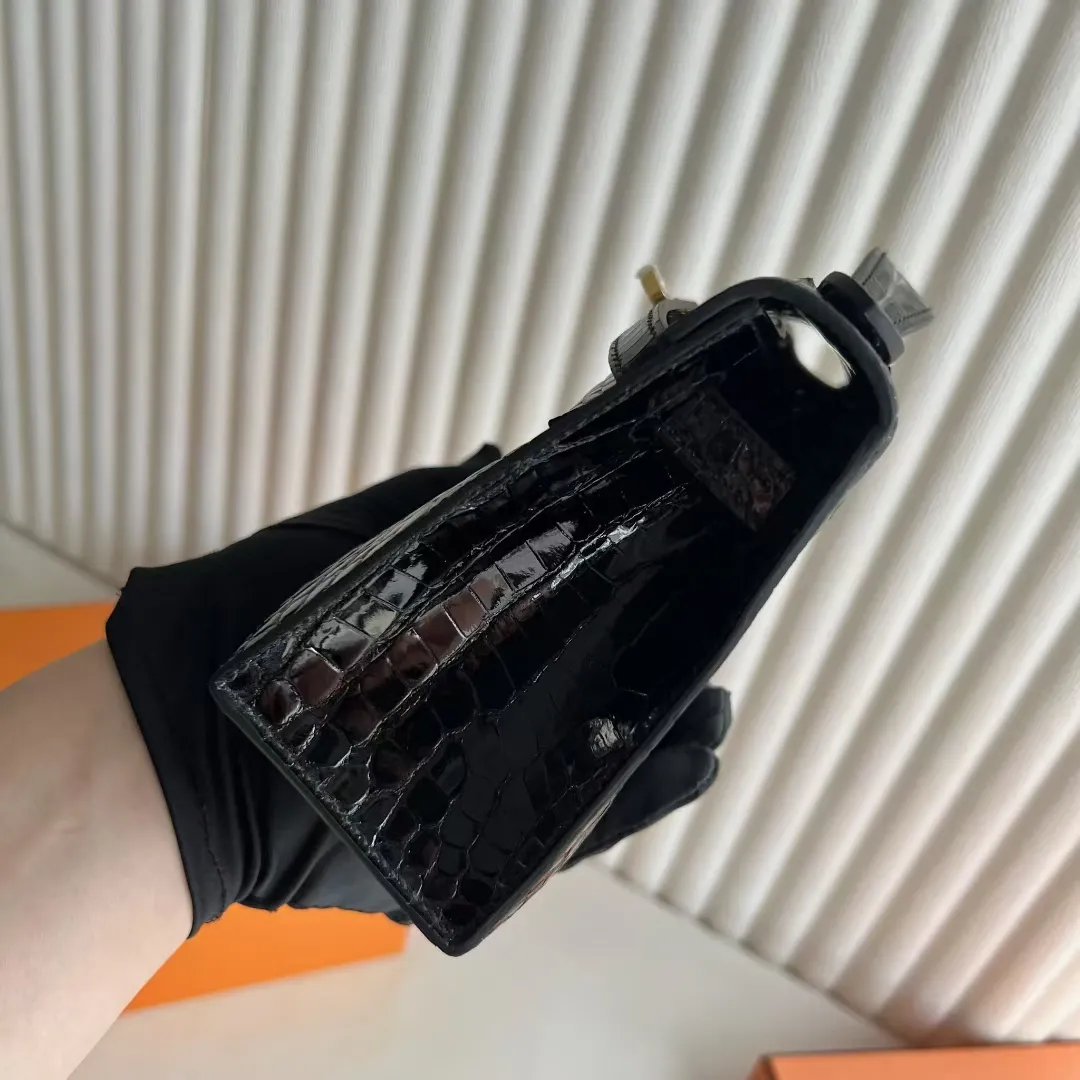 Kelly Pochette 22