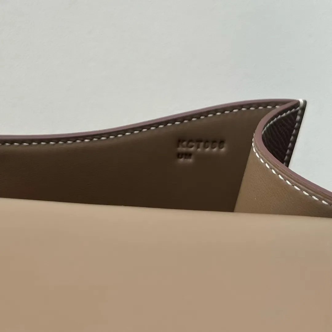 Constance 24