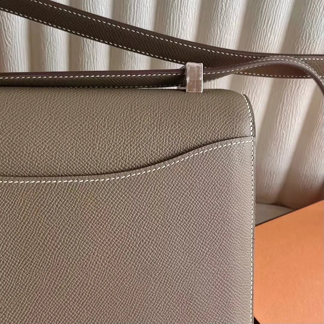 Constance 24
