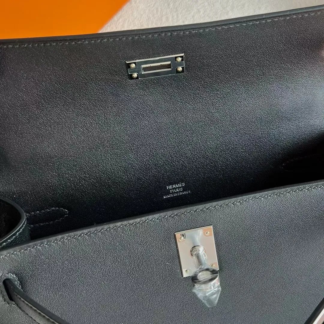 Kelly Pochette 22
