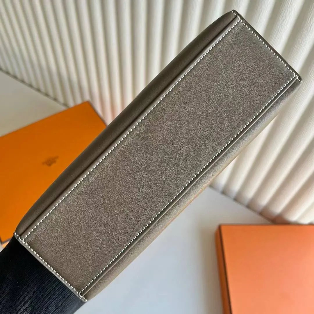 Kelly Pochette 22
