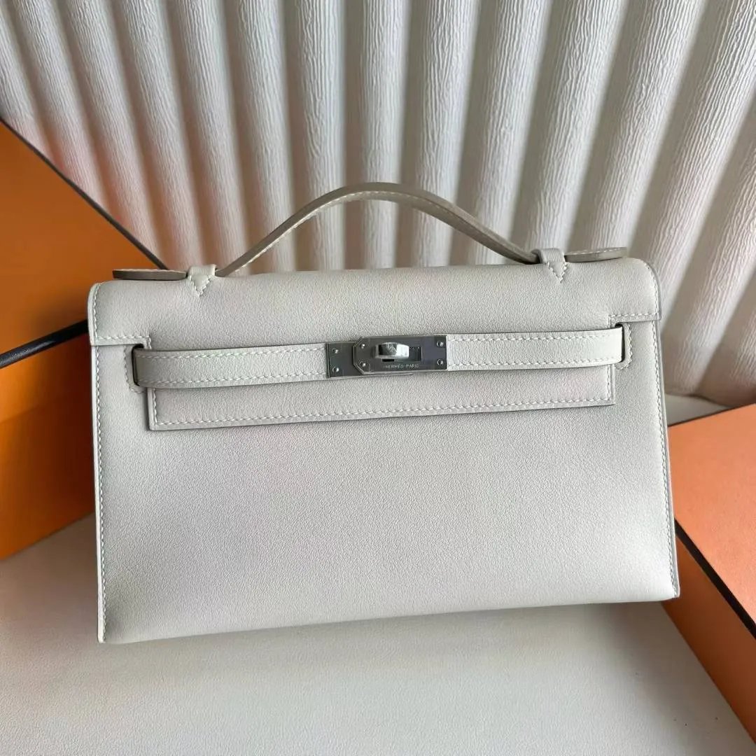 Kelly Pochette 22
