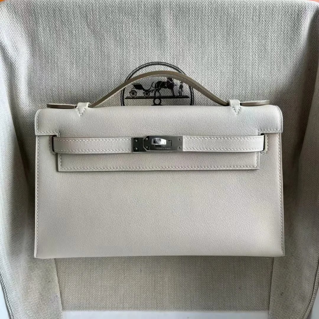 Kelly Pochette 22
