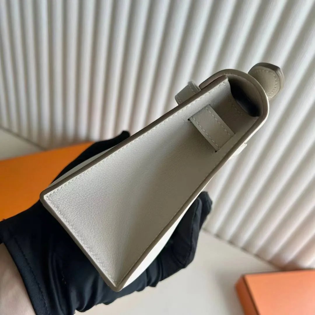 Kelly Pochette 22