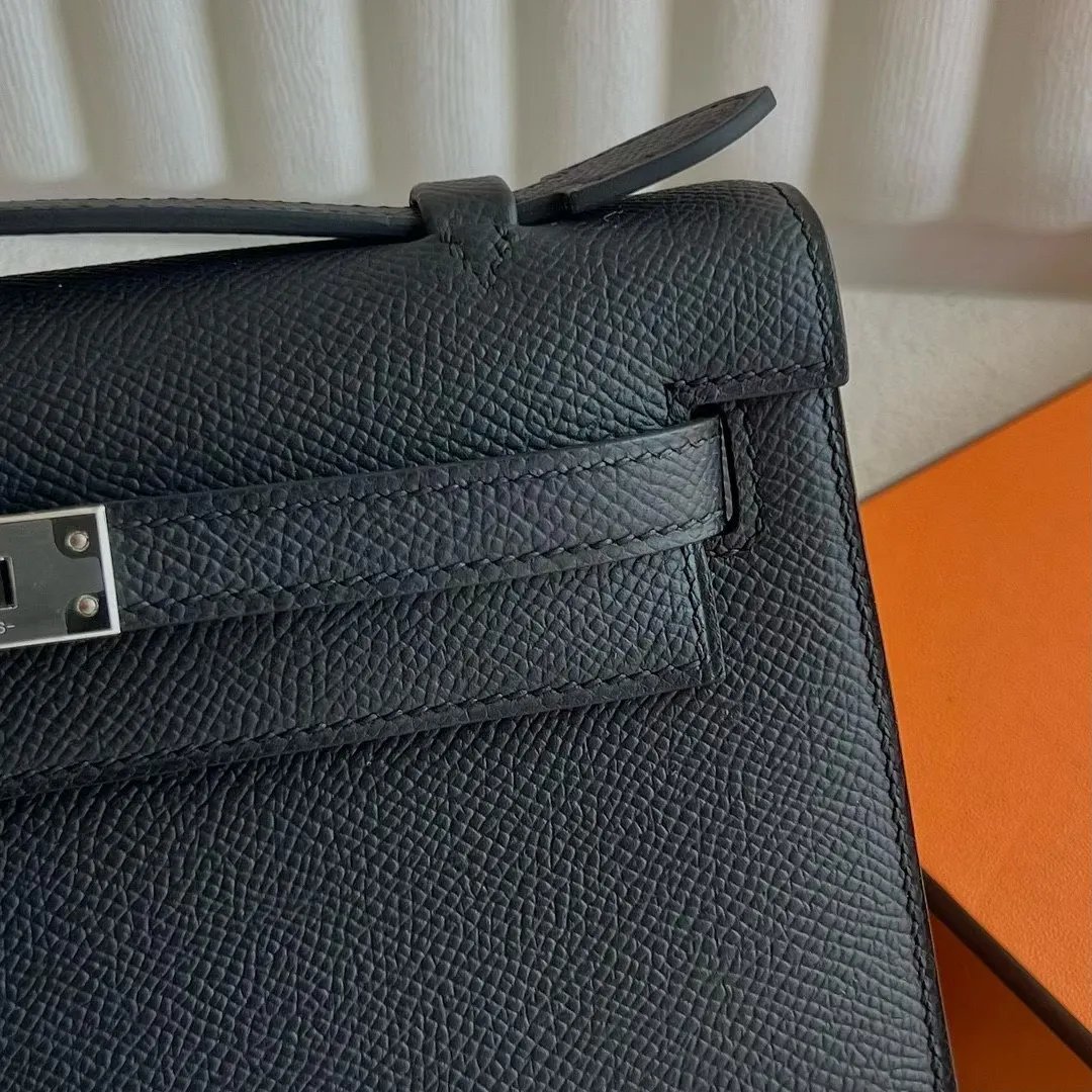 Kelly Pochette 22