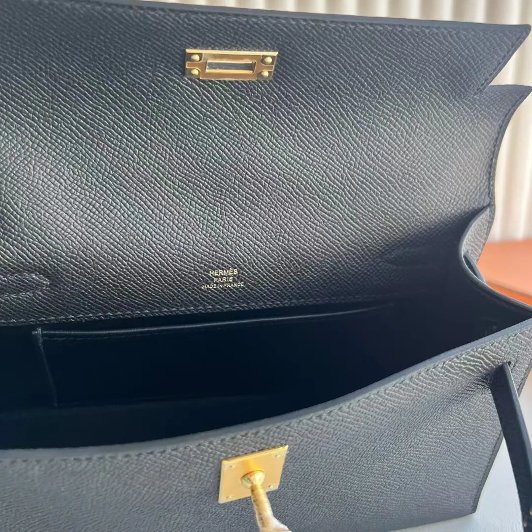 Kelly Pochette 22