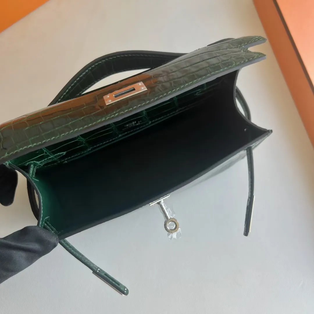 Kelly Pochette 22