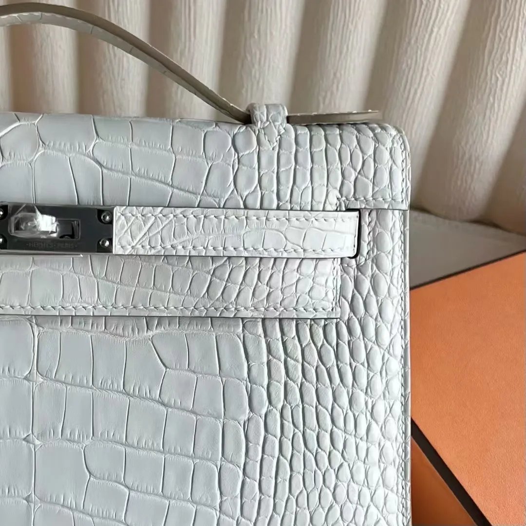 Kelly Pochette 22