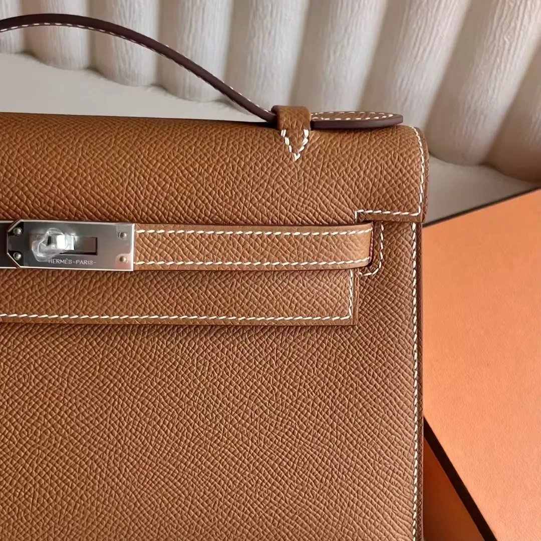 Kelly Pochette 22