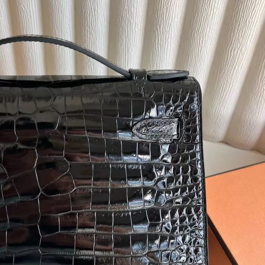 Kelly Pochette 22