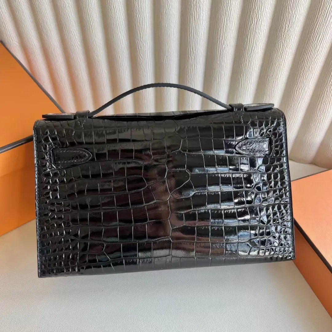 Kelly Pochette 22