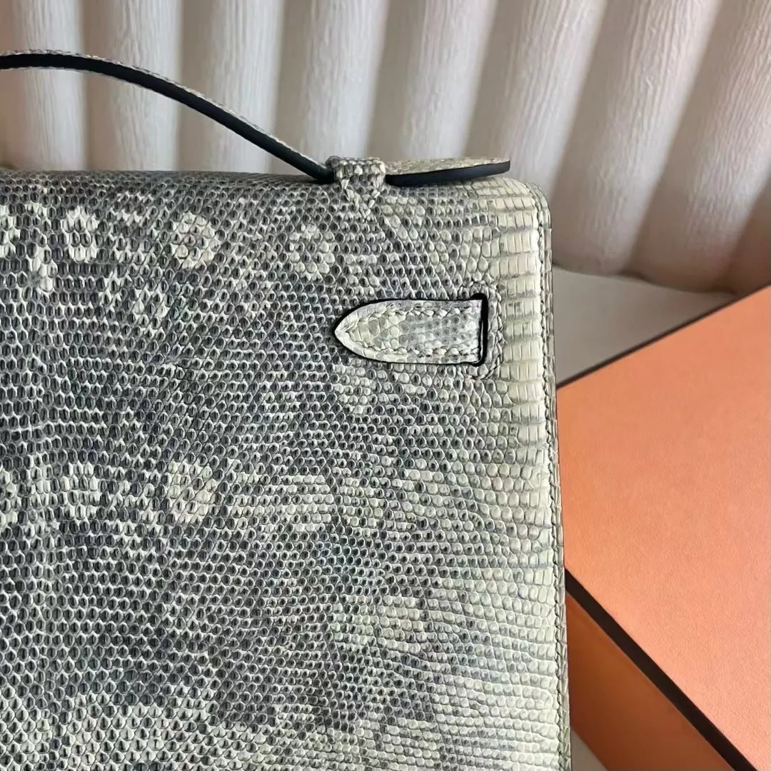Kelly Pochette 22