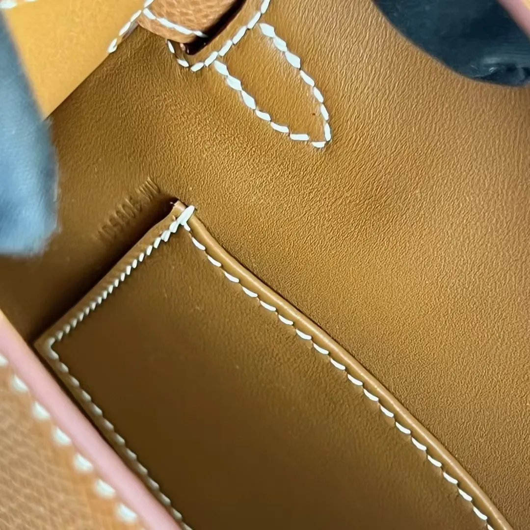 Mini Kelly 19