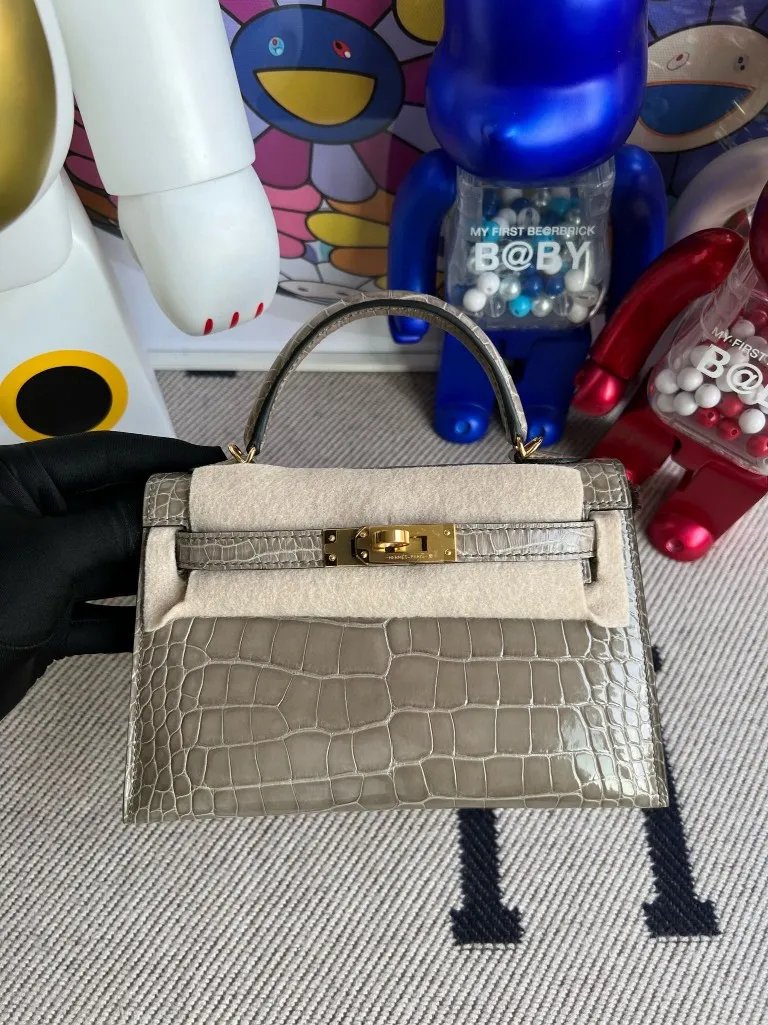 Mini Kelly 19
